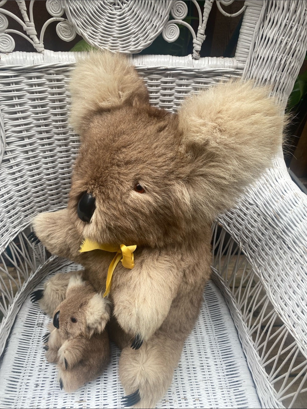 Vintage Plush Brown Koala Stuffed Animal Toy with Yellow Bow and Joey Koala - Picture 10 of 16